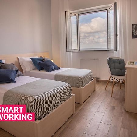 Seaview Rooms In The Center By Wonderful Italy Cefalu Bagian luar foto