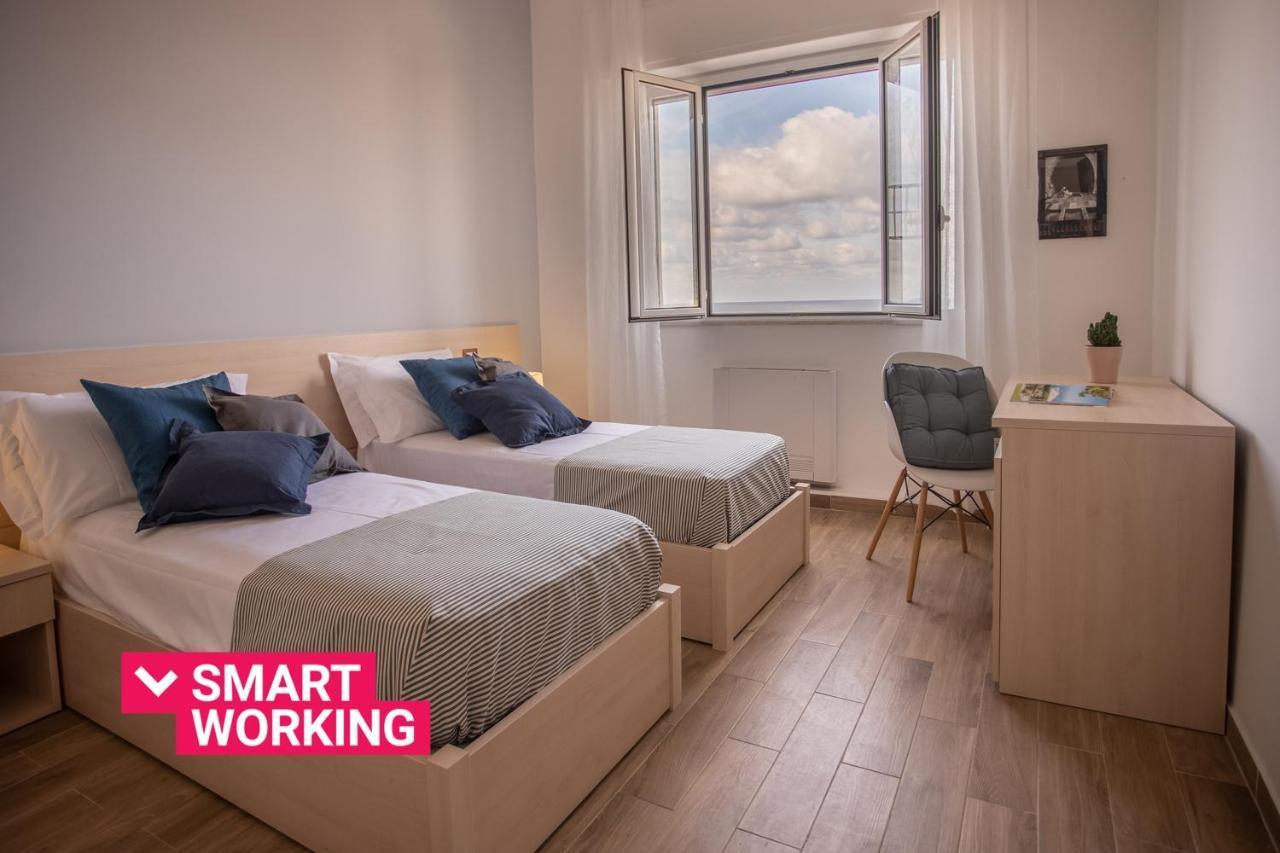 Seaview Rooms In The Center By Wonderful Italy Cefalu Bagian luar foto